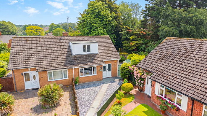 2 Bedroom Semi-Detached House For Sale In Lodge Way In Grantham, NG31