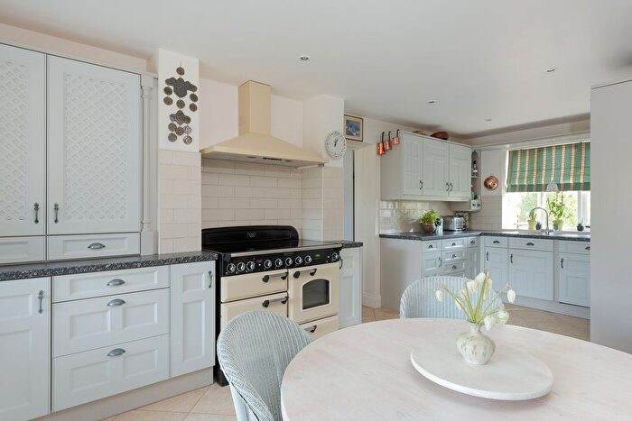 4 Bedroom Detached House For Sale In Loop Road, Keyston, Cambridgeshire, PE28