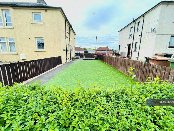 2 Bedroom Flat To Rent In Schawpark Avenue, Sauchie, Alloa, FK10