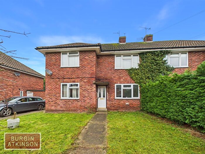 2 Bedroom Flat For Sale In Lowfield, Retford, DN22