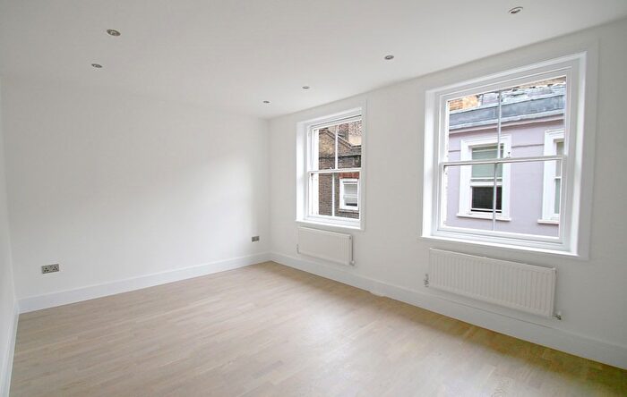 2 Bedroom Flat To Rent In Charlotte Place, Fitzrovia, London, W1T