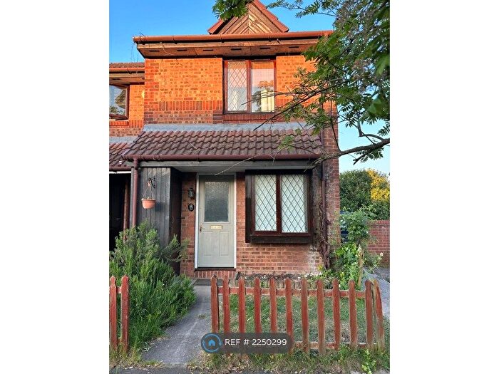1 Bedroom Semi-Detached House To Rent In Boxwood Close, West Drayton, UB7