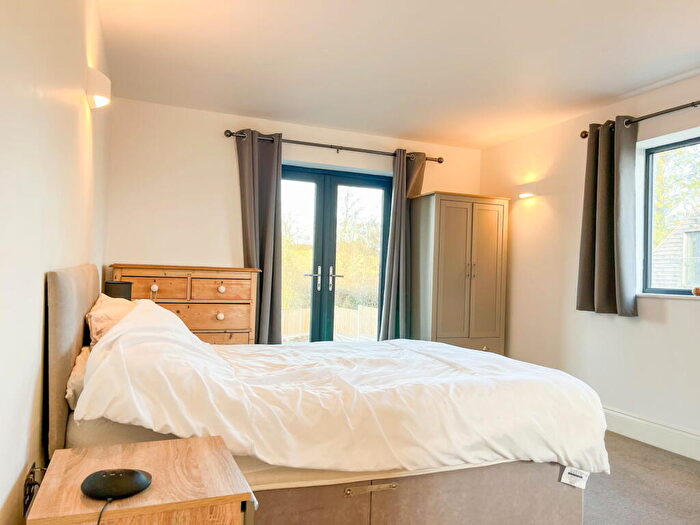 5 Bedroom Detached House For Sale In Woodholme, Kirby Lane, Leicester., LE9