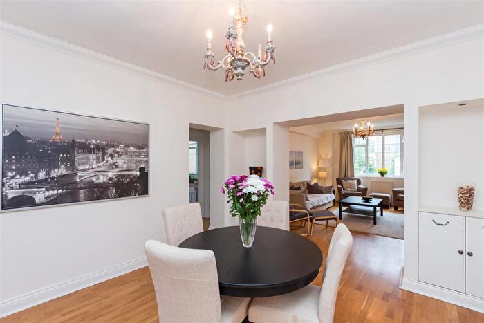 2 Bedroom Apartment To Rent In Prince Albert Road, St John's Wood, NW8