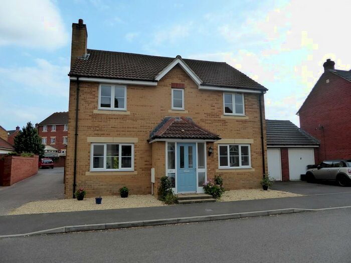 4 Bedroom Detached House To Rent In Merevale Way, Yeovil, BA21