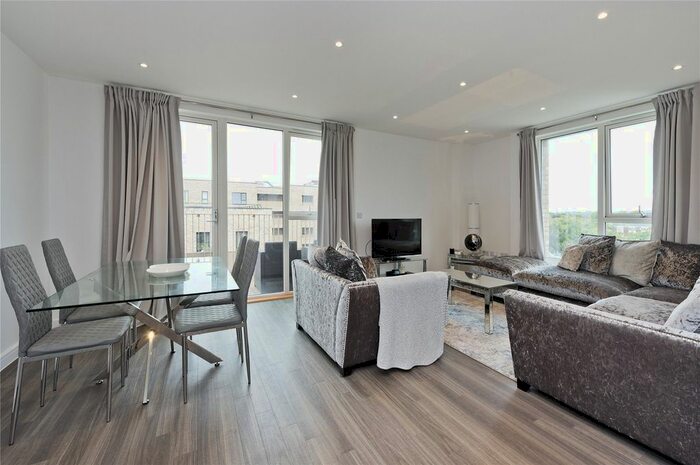 2 Bedroom Flat To Rent In Bollo Bridge Road, London, W3