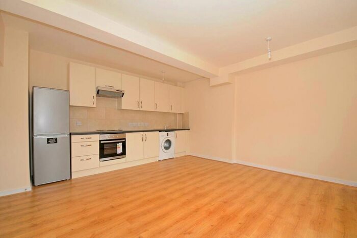 1 Bedroom Flat To Rent In Chapel Market Islington, Chapel Market, N1