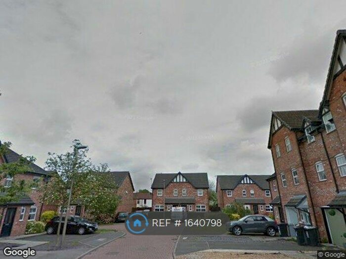 4 Bedroom End Of Terrace House To Rent In Farrier Court, Crewe, CW1