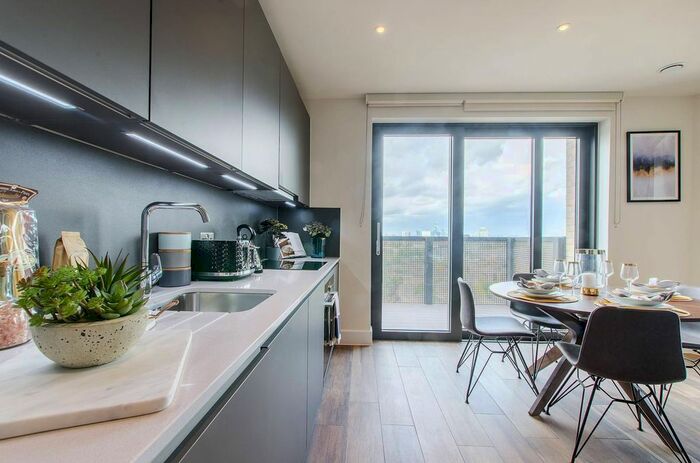 1 Bedroom Flat To Rent In Collier Point, Union Wharf, Greenwich, London, SE8