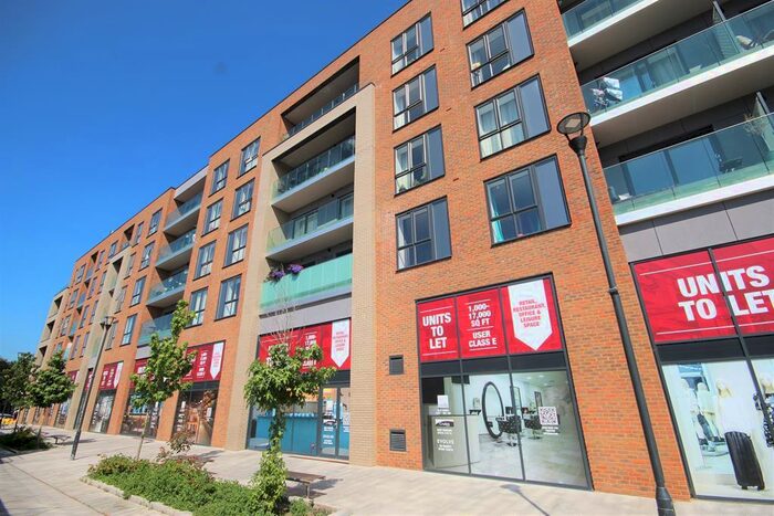 2 Bedroom Flat To Rent In Queens Road, East Grinstead, RH19