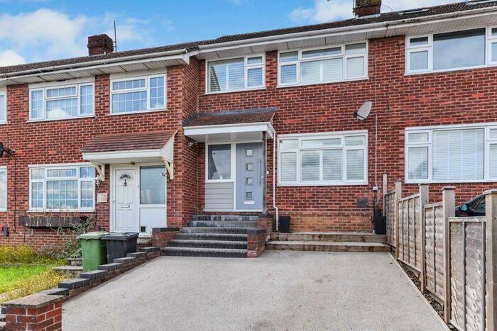 3 Bedroom Terraced House To Rent In Hazleton Way Horndean, PO8