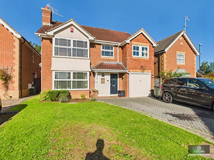 5 Bedroom Detached House For Sale In Campbell Road, Maidenbower, RH10