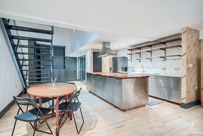 2 Bedroom Apartment To Rent In Amazon Lofts, Tenby Street, Jewellery Quarter, B1