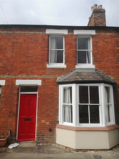 2 Bedroom House To Rent In Mill Street, Oxford, OX2