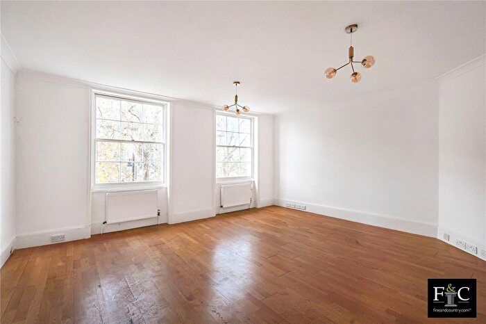 3 Bedroom Flat For Sale In Barnsbury Road, Islington, London, N1