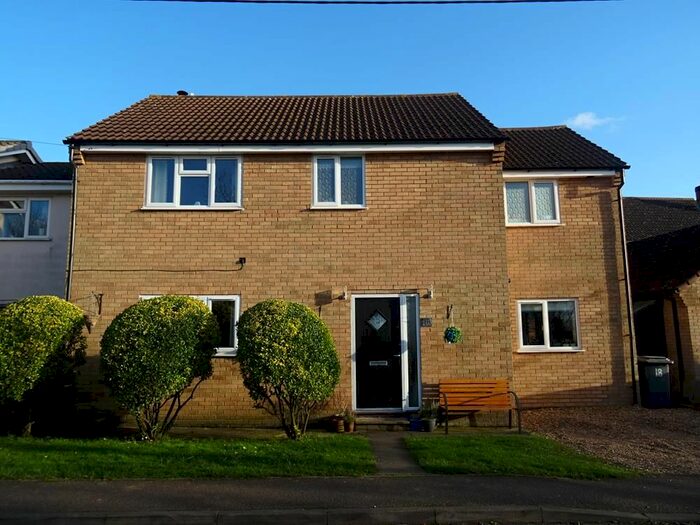 4 Bedroom Detached House To Rent In Keysoe Road, Thurleigh, MK44