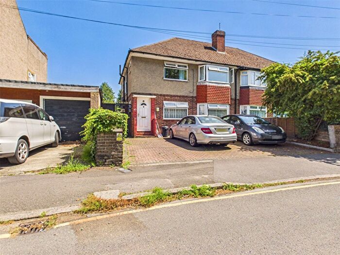 Maisonette To Rent In Angel Lane, Hayes, UB3
