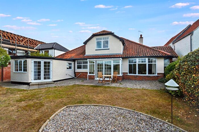 4 Bedroom Chalet For Sale In Links Road, Sheringham, NR26