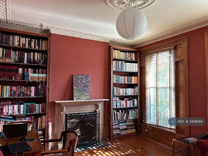 1 Bedroom Flat To Rent In Parkhurst Road, London, N7