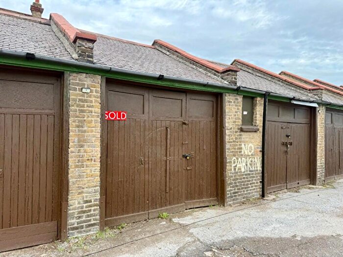 Garages To Rent In Ilfracombe Road, Southend-On-Sea, Essex, SS2