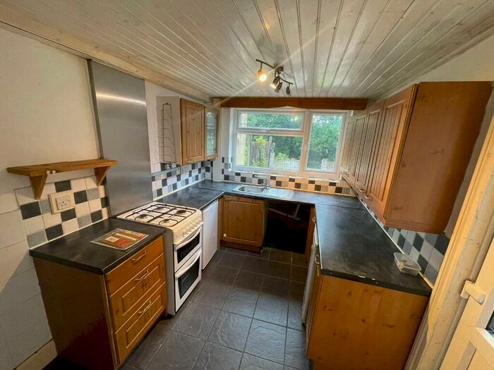 2 Bedroom Terraced House To Rent In Crompton Street, Derby, Derbyshire, DE1