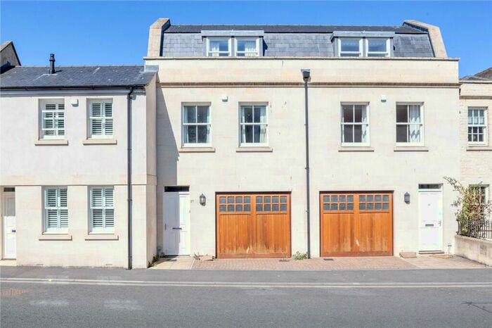 4 Bedroom Terraced House To Rent In James Street West, Bath, BA1