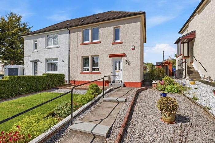3 Bedroom Semi-Detached House For Sale In Regent Street, Paisley, PA1