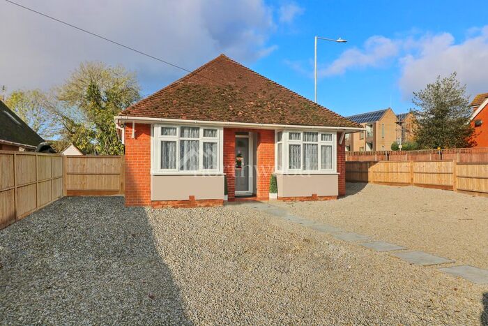 2 Bedroom Bungalow To Rent In Kingsnorth Road, Kingsnorth, Ashford, TN23
