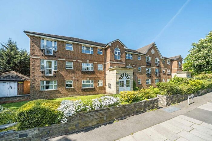 1 Bedroom Flat To Rent In Page Street, Mill Hill, NW7