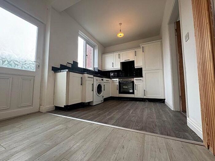 2 Bedroom Semi-Detached House To Rent In Pollard Crescent, Sheffield, S5