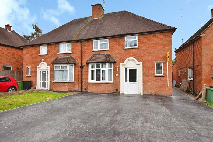 3 Bedroom Semi-Detached House For Sale In Aylestone Lane, Wigston, Leicestershire, LE18