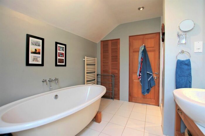 2 Bedroom Terraced House To Rent In Howard Street, Worthing, West Sussex, BN11