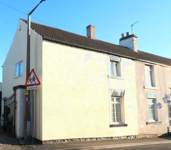 2 Bedroom Cottage For Sale In High Street, Braithwell, Rotherham, S66