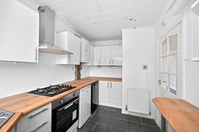 2 Bedroom End Of Terrace House For Sale In Avon Drive, Linlithgow Bridge, EH49