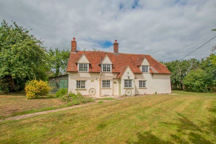 3 Bedroom Detached House To Rent In Duton Hill, Great Dunmow, Essex, CM6