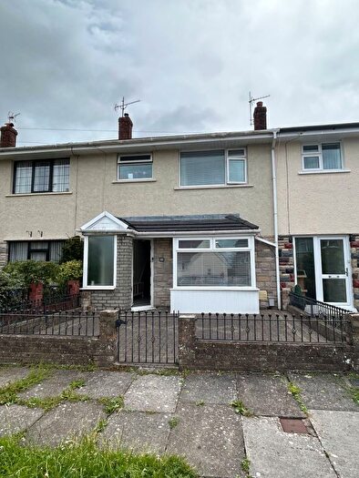 3 Bedroom Property To Rent In Pontrilas Close, Cardiff, CF5