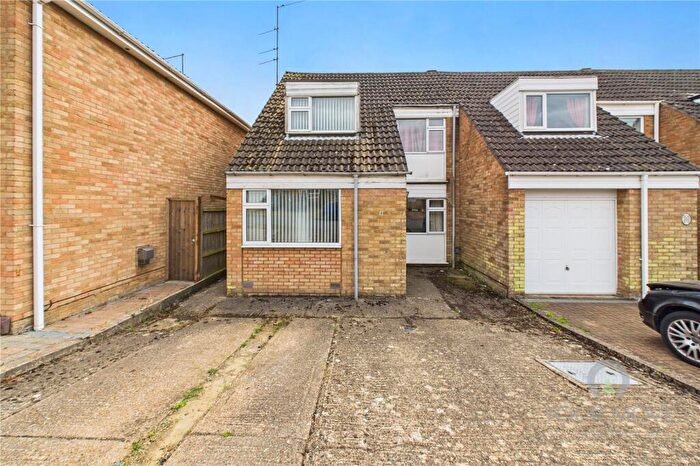 3 Bedroom End Of Terrace House For Sale In Ash Rise, Kingsthorpe, Northamptonshire, NN2