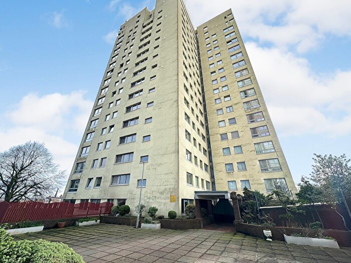 2 Bedroom Apartment For Sale In Avenham Lane, Preston, PR1