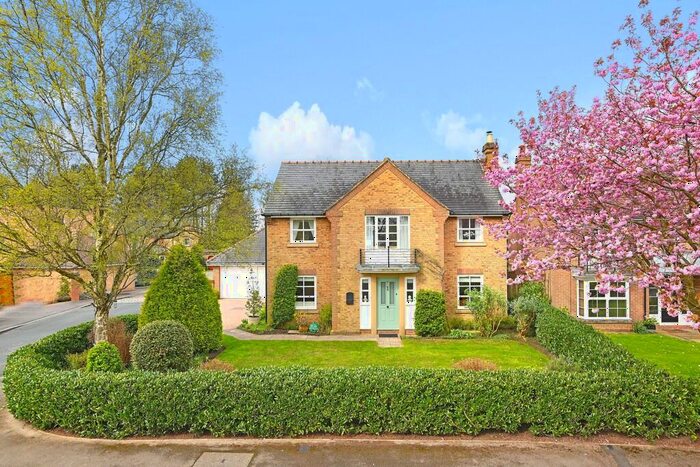 4 Bedroom Detached House For Sale In Appleby Avenue, Knaresborough, HG5