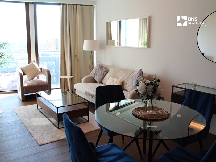 1 Bedroom Flat To Rent In London, SW8