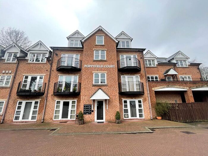 2 Bedroom Flat To Rent In Deighton Road, Wetherby, West Yorkshire, Uk, LS22