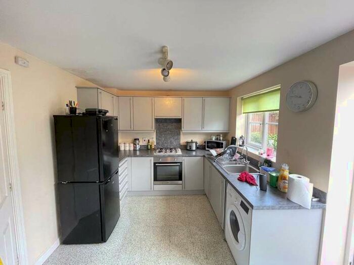 2 Bedroom Property To Rent In Goods Yard Close, Loughborough, LE11
