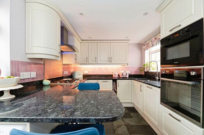 3 Bedroom Detached House For Sale In Lower Road, Little Bookham, Leatherhead, Surrey, KT23