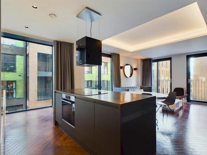 2 Bedroom Flat To Rent In Blackfriars Road, London, SE1