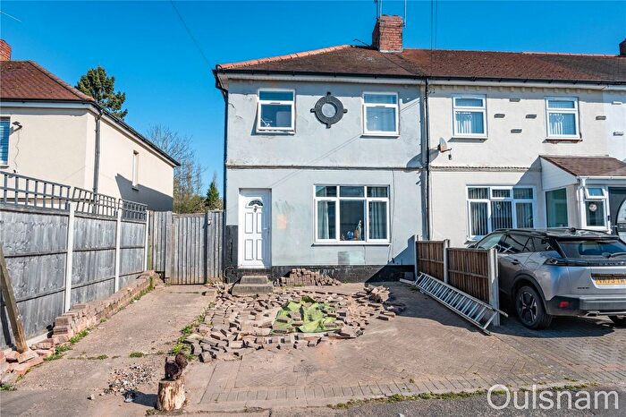 4 Bedroom End Of Terrace House For Sale In Cobnall Road, Catshill, Bromsgrove, Worcestershire, B61