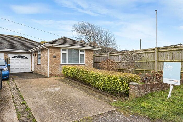 2 Bedroom Semi-Detached Bungalow For Sale In Cornwall Avenue, Peacehaven, BN10