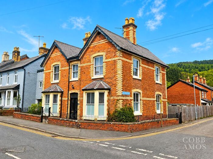 5 Bedroom Link Detached House For Sale In West Street, Knighton, LD7