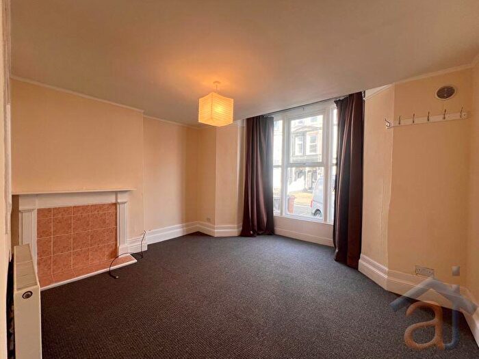 1 Bedroom Flat To Rent In Bold Street, Southport, PR9