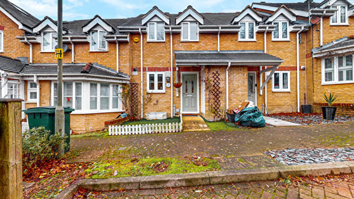 2 Bedroom House To Rent In Foxwood Grove, Pratts Bottom, BR6