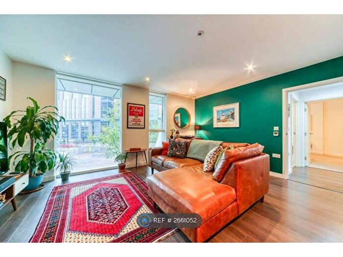 2 Bedroom Flat To Rent In Saffron Central Square, Croydon, CR0